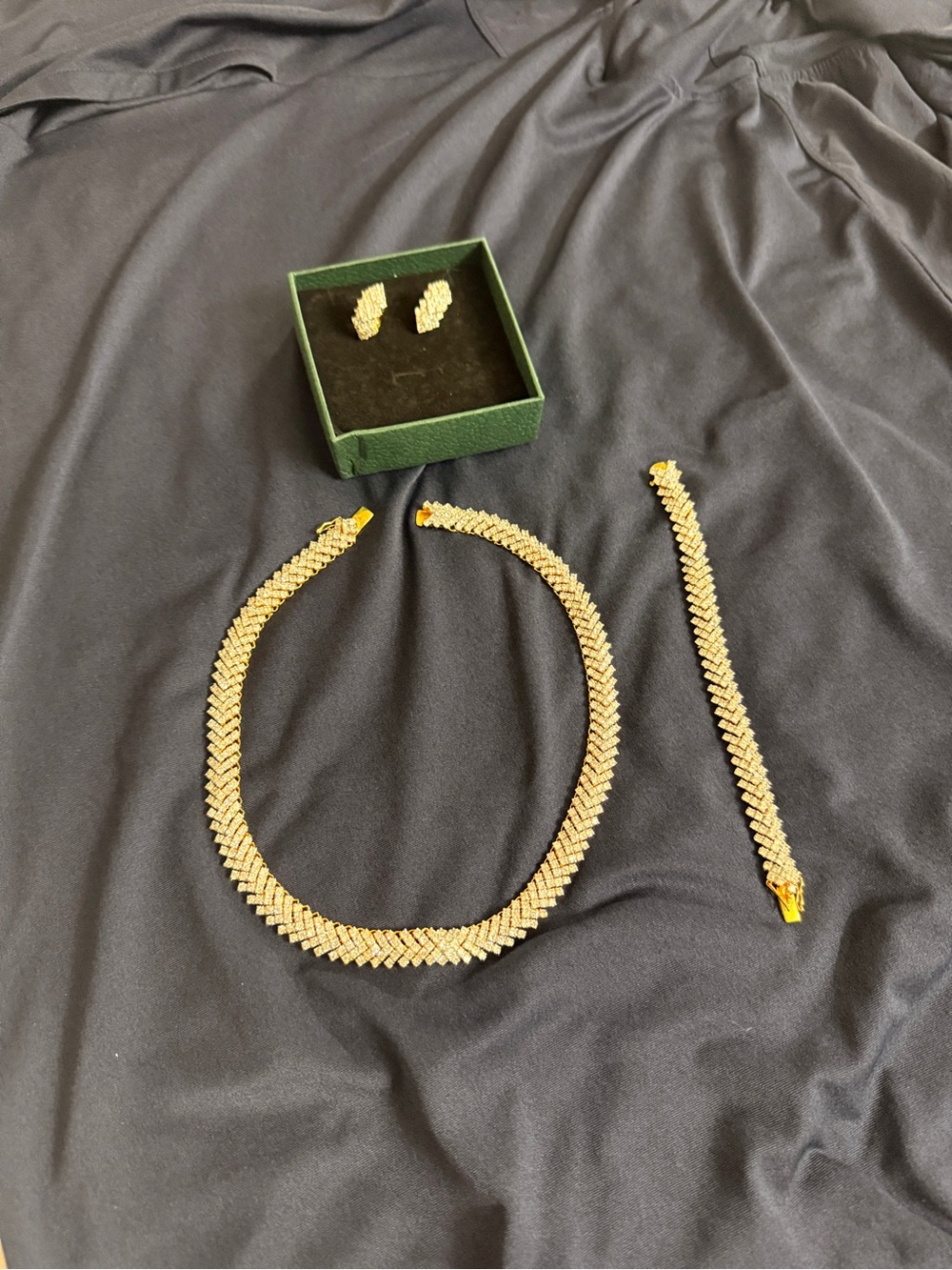 Gold Tone Chevron Necklace, Bracelet & Earring Set